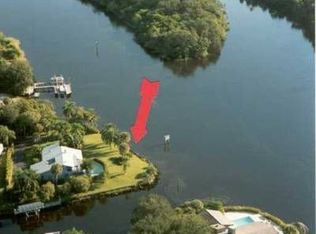 600 SW Bittern St, Palm City, FL 34990