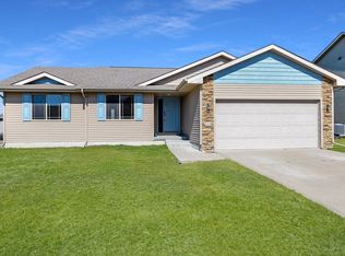 324 Tailfeather Dr NW, Bondurant, IA 50035