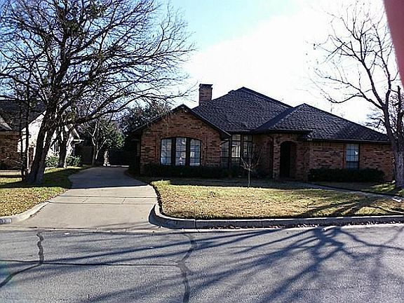 2nd image of 2009 Rockbrook Dr