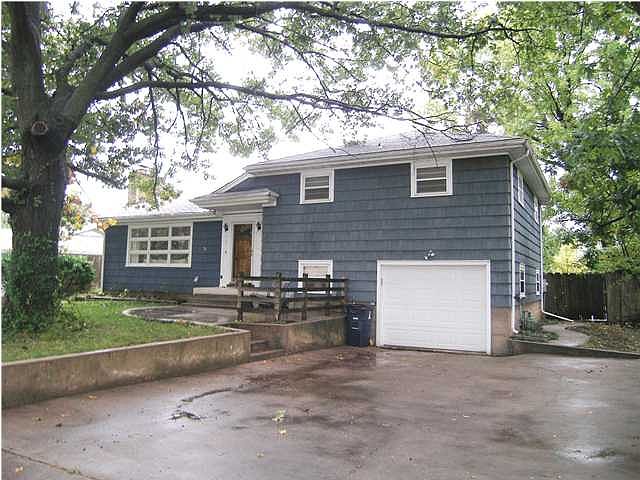 1st image of 349 N Broadview St
