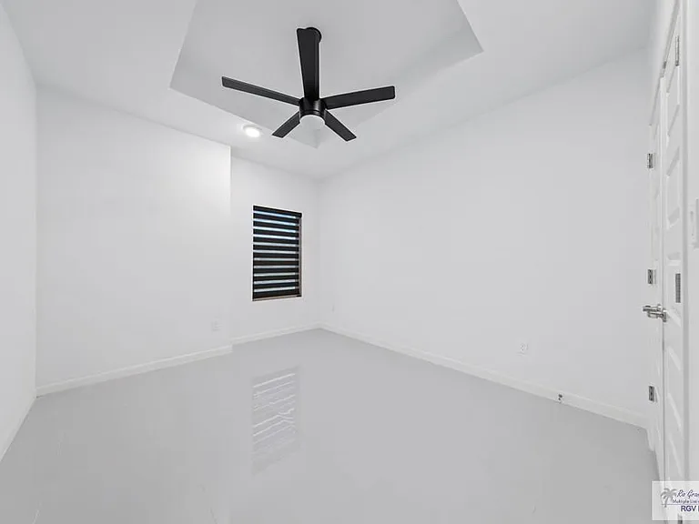 7283 Rain Forest Dr — Photo 25