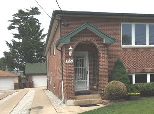 7504 W Douglas Ave #1, Summit, IL 60501