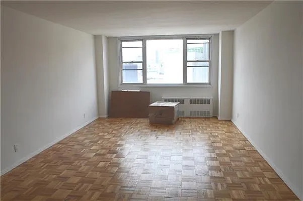 Rented by R New York | media 14