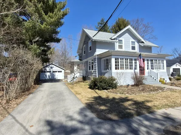 150 Greenwood Avenue, Farmington, ME 04938
