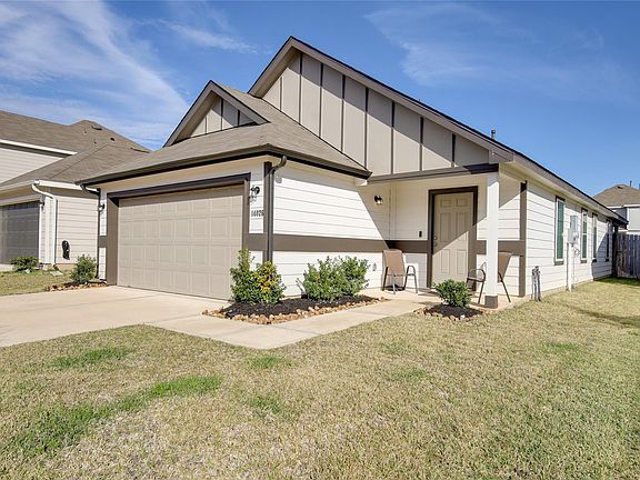 3rd image of 14026 Chinook Dr
