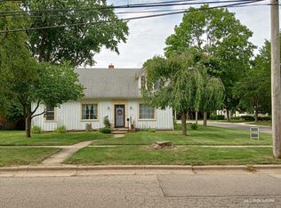 517 E Green St, Marshall, MI 49068