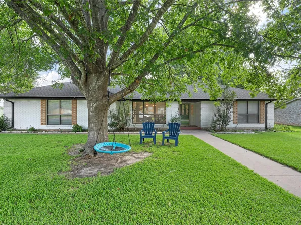 905 Brice, Meridian, TX 76665