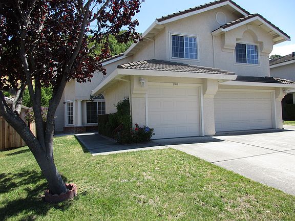 3rd image of 5366 Country View Dr