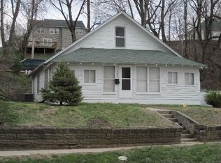 306 1st St, Glasgow, MO 65254