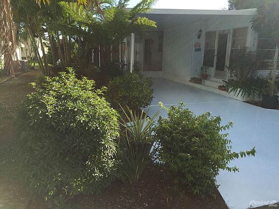 CARPORT AND DRIVEWAY