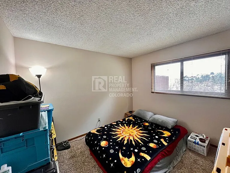 826 Pebblewood Dr — Photo 5