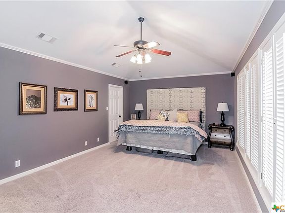 4th image of 105 Woodwind Dr