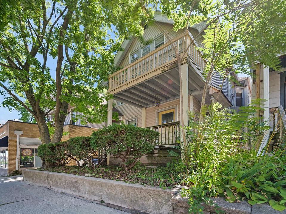 1st image of 1972 N Farwell AVENUE