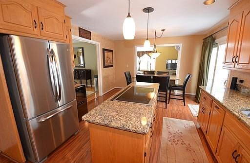 4th image of 4 Ainsley Dr