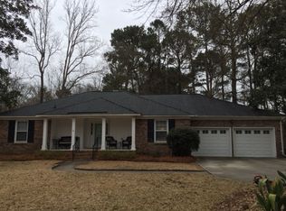 842 Law Ln, Mount Pleasant, SC 29464