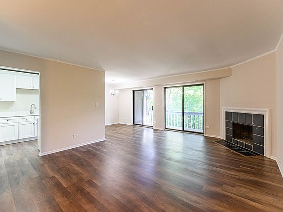 3rd image of 1835 Portsmouth Dr #9C