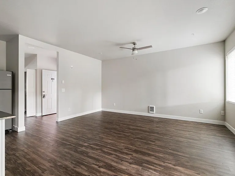 Arbor Crest Apartments — Photo 42