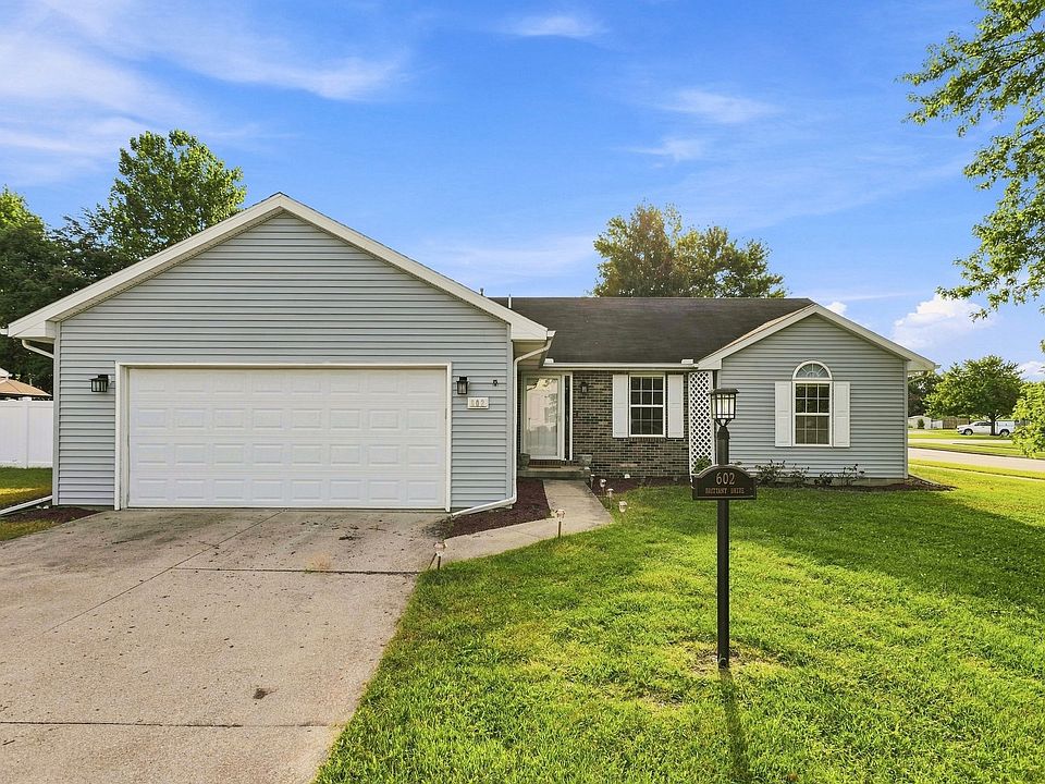 1st image of 602 Brittany Dr