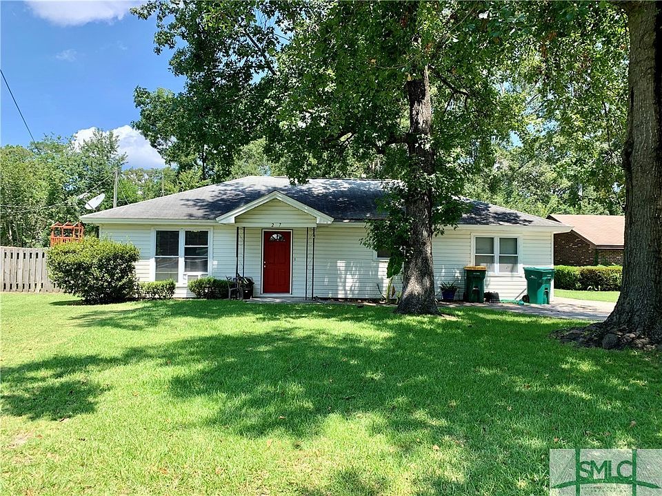 1st image of 27 Lynn Drive