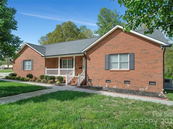 309 Bates Ave, Cherryville, NC 28021