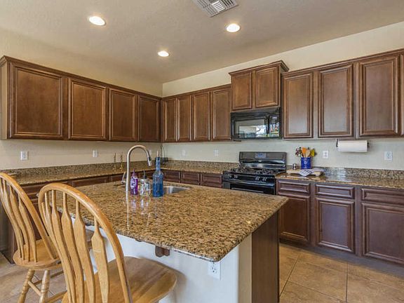 4th image of 3851 S Verbena Ave