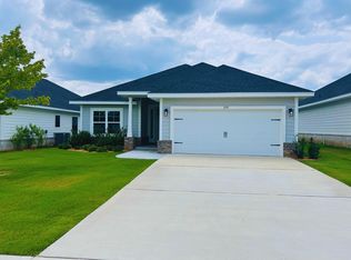 295 Alleyoak Ln, Freeport, FL 32439