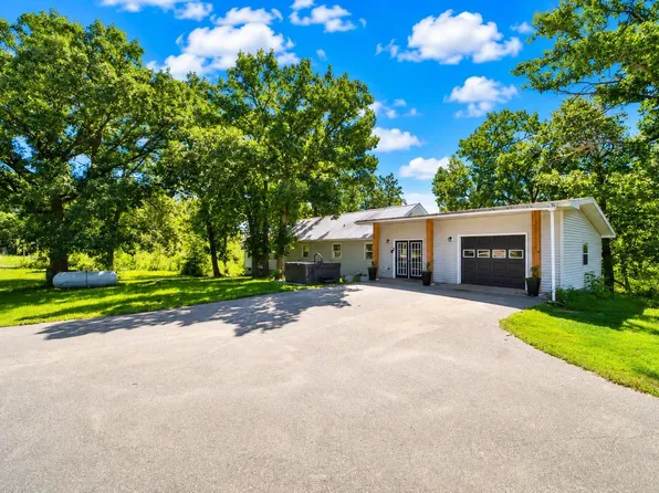 27125 132nd St, Staples, MN 56479