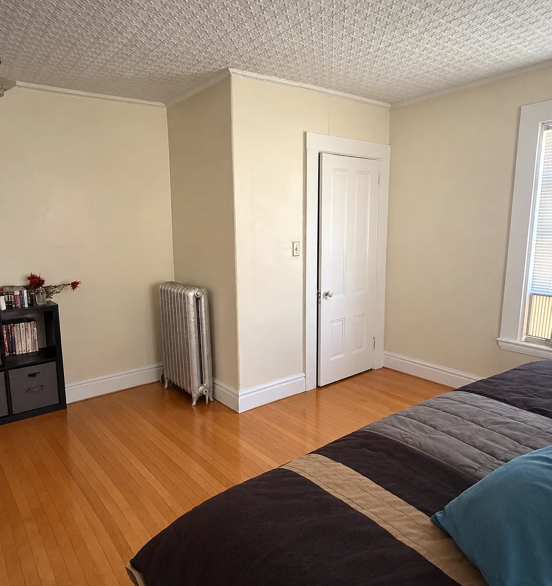 2 bed, 900 sqft, $3,200 — Photo 4