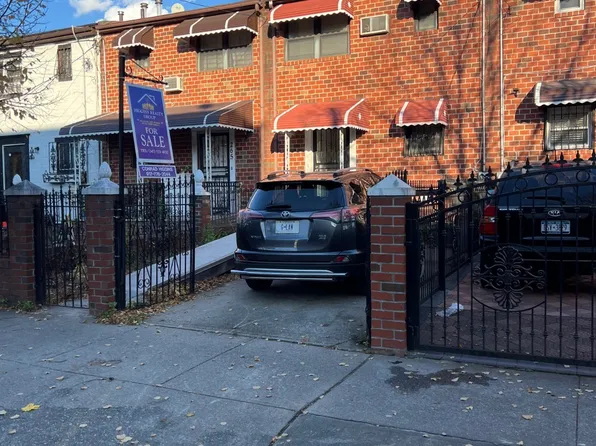 267 Berriman Street image 2 of 2