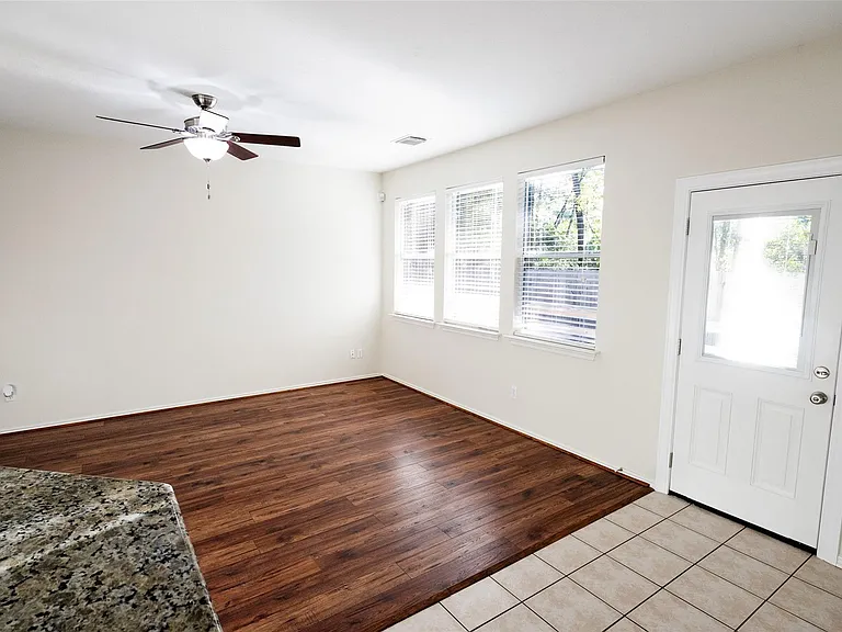 11 Summerhaze Cir — Photo 12