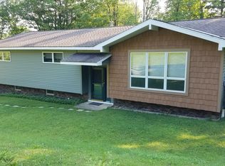 395 Songbird Rd, Warren, PA 16365