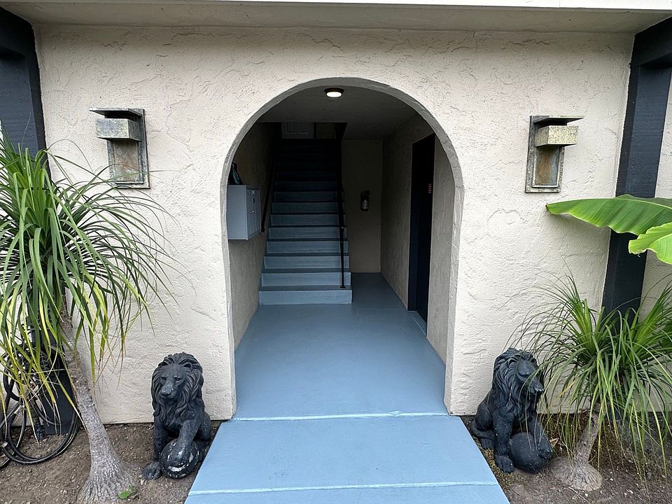 1st image of 385 Sea Ridge Rd