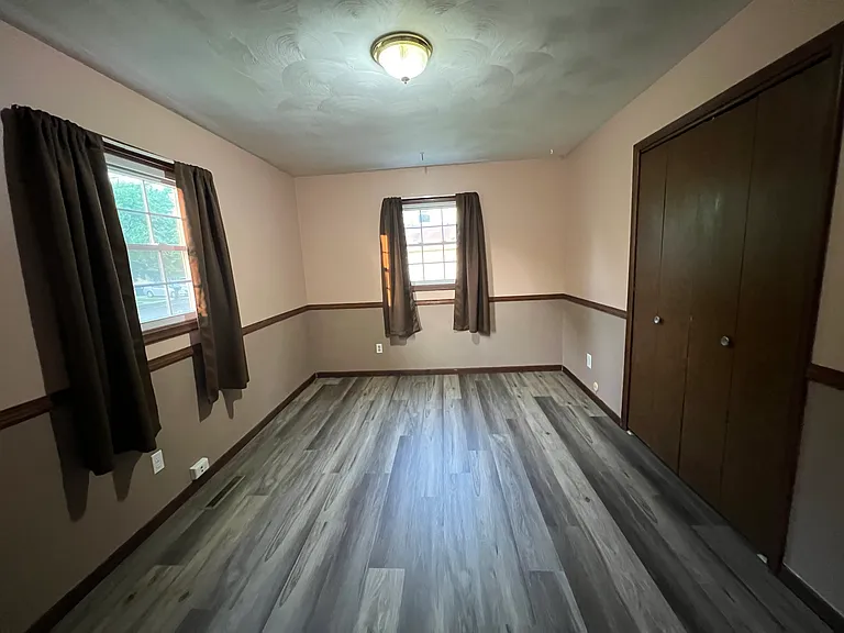 2421 Pollard Rd — Photo 10