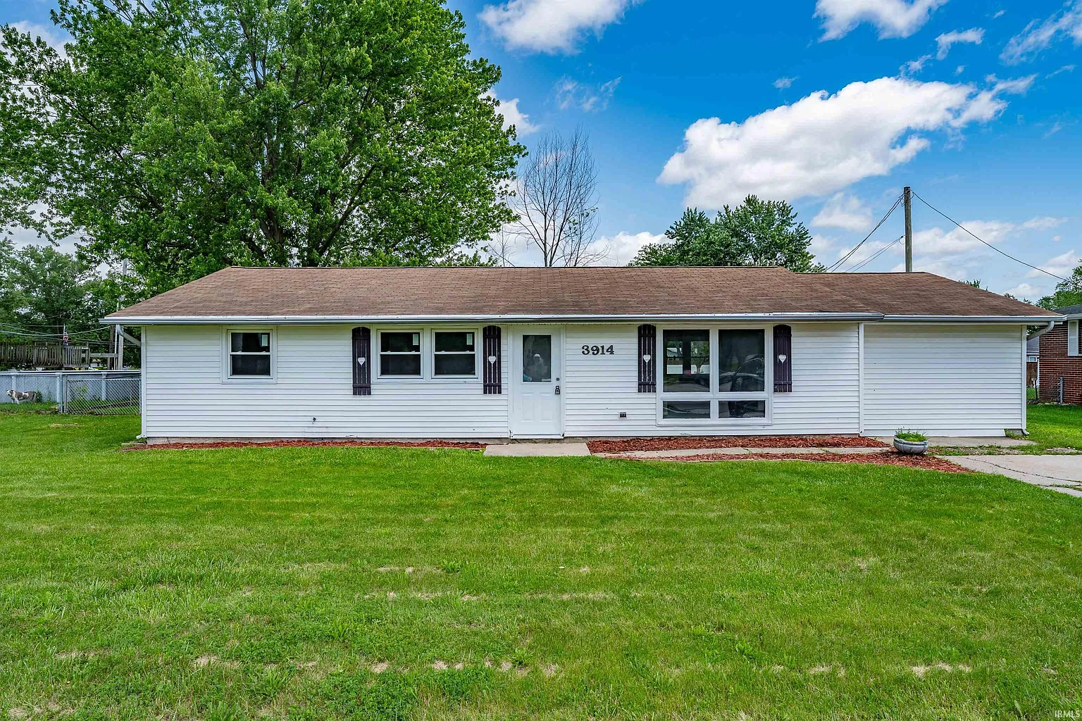 3914 Maplecrest Rd photo 1