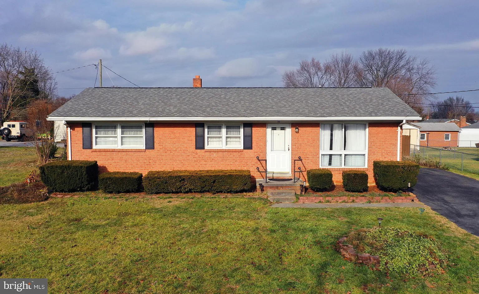 119 Stafford Dr photo 1