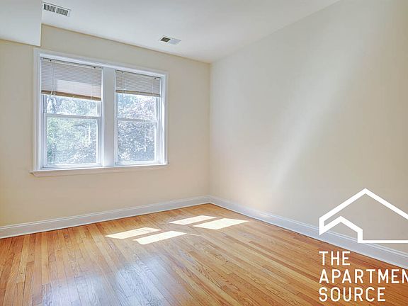 5th image of 3428 W Parker Ave APT 1