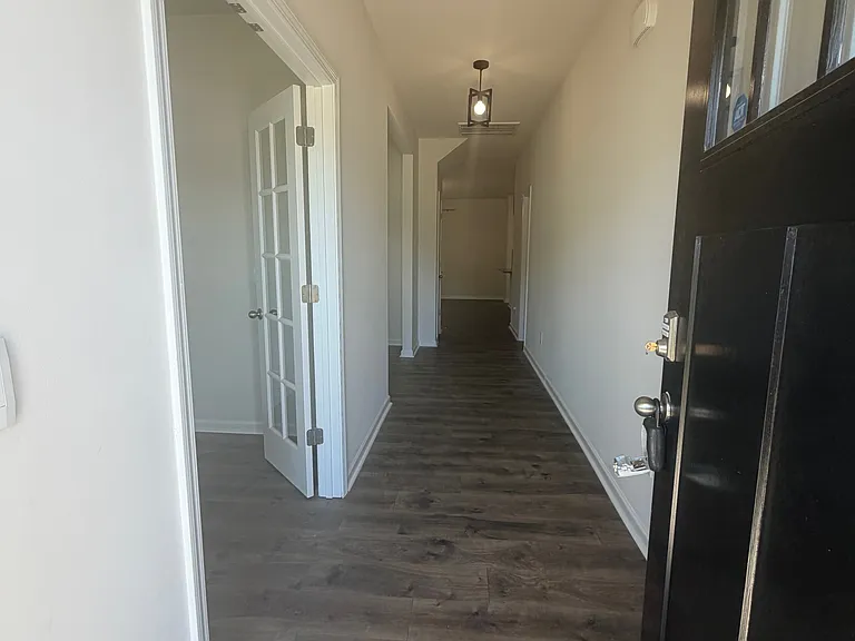 1121 Tilburn Ter — Photo 2