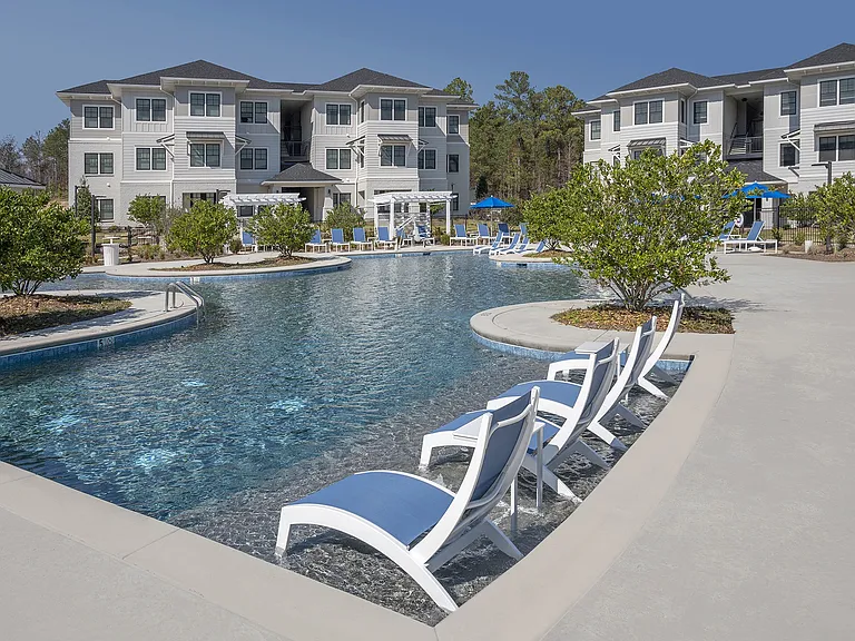 Greystone Pointe Columbus — Photo 6