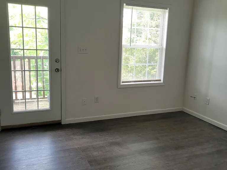 1425 College Heights Rd — Photo 12