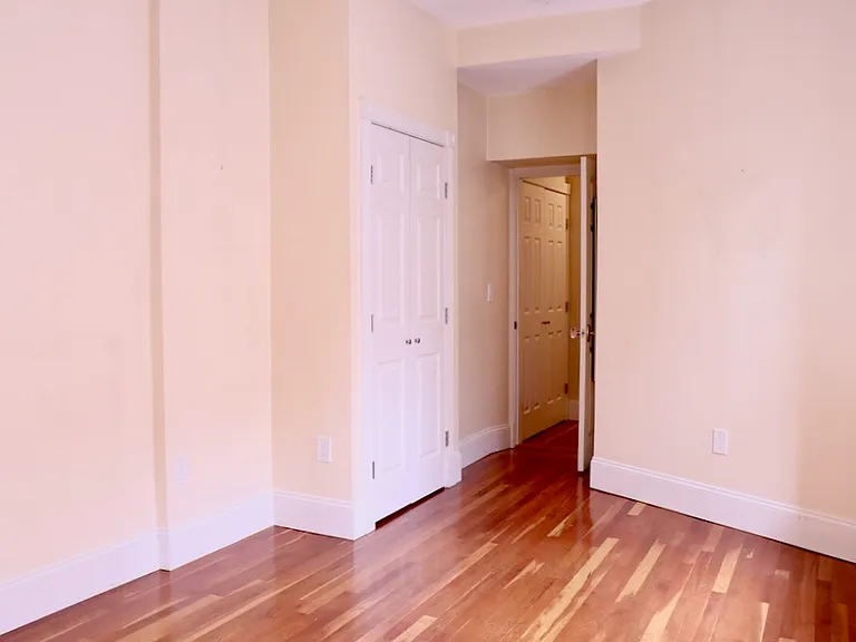 14 Temple St #3 — Photo 11