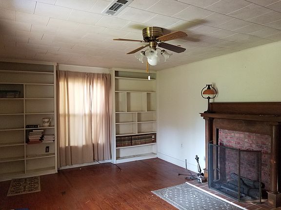 front living area (formal) 