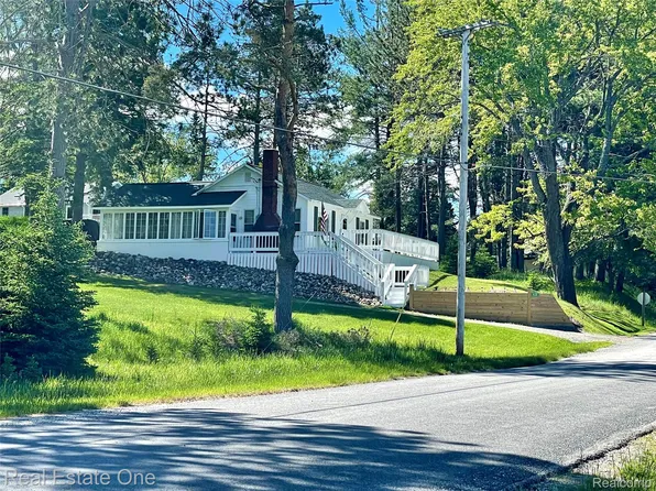 4160 N Hawk Rd, Lincoln, MI 48742