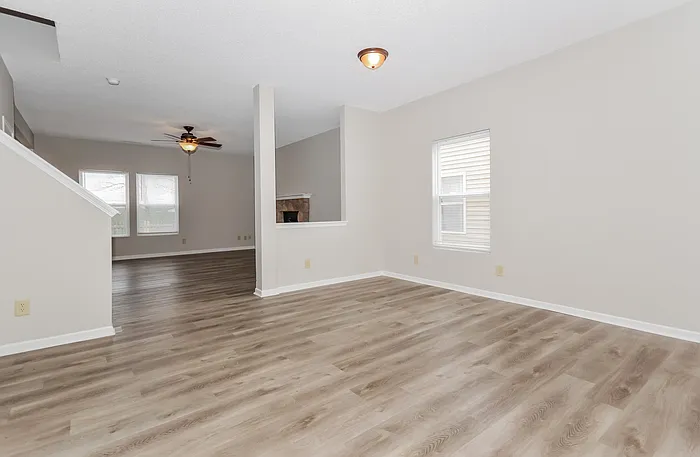 2104 Bridlewood Dr — Photo 5