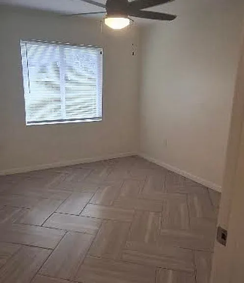 12255 Eastcove Dr — Photo 9