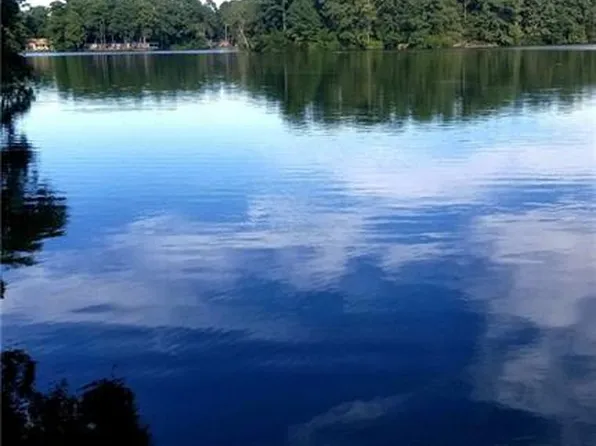 1904 Sunrise Dr, Virginia Beach, VA 23455