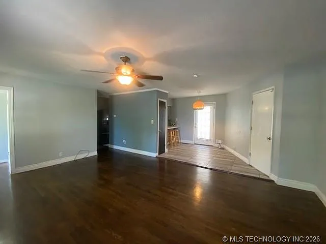 3 bed, 2.0 bath, 1456 sqft, $1,500 — Photo 3