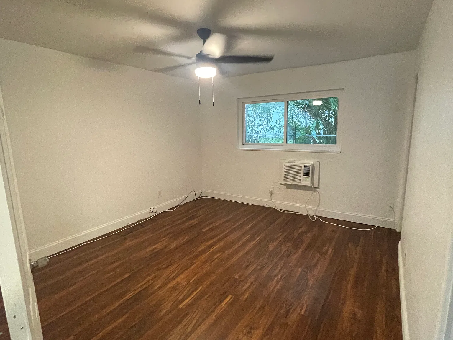 Riverbreeze Apartments — Photo 3