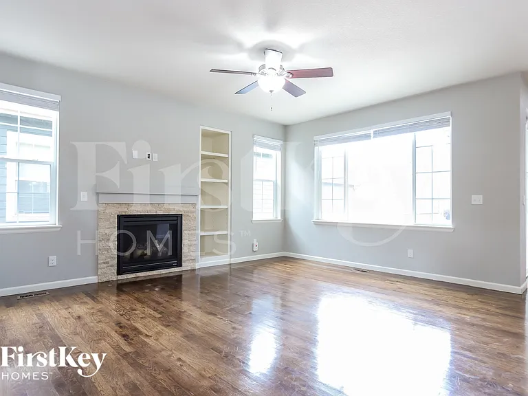 1318 S Duquesne Ct — Photo 3