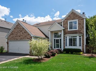 3 Fieldcrest Ct, Algonquin, IL