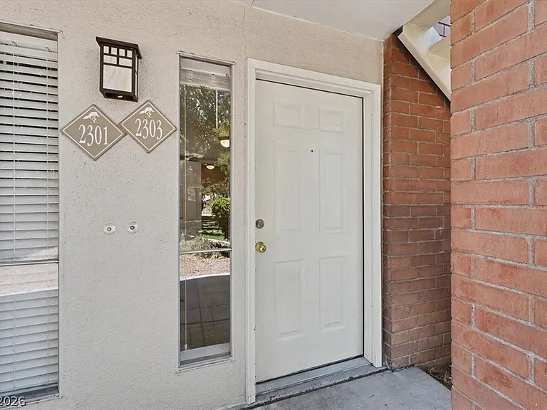 618 Oakmont Ave #2303 — Photo 3